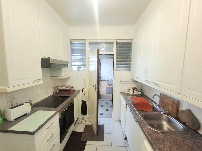 To Let 1 Bedroom Property for Rent in Sandown Gauteng