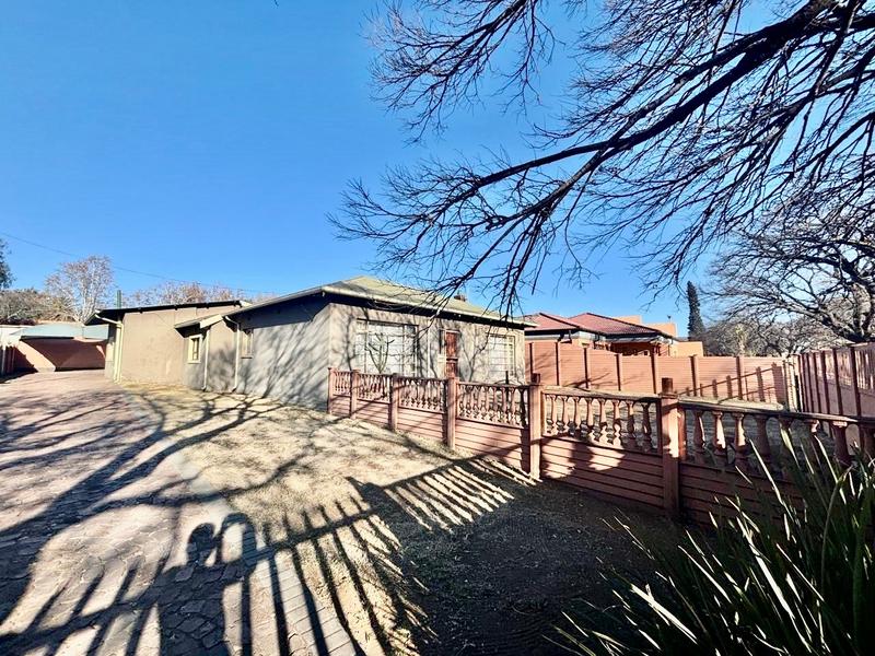 6 Bedroom Property for Sale in Vanderbijlpark CW 5 Gauteng