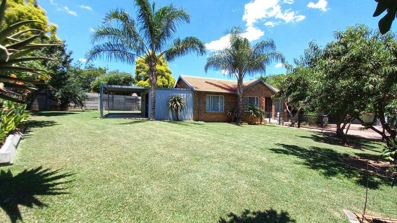 To Let 3 Bedroom Property for Rent in The Reeds Gauteng