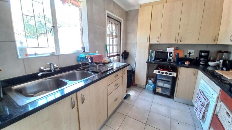 To Let 3 Bedroom Property for Rent in The Reeds Gauteng