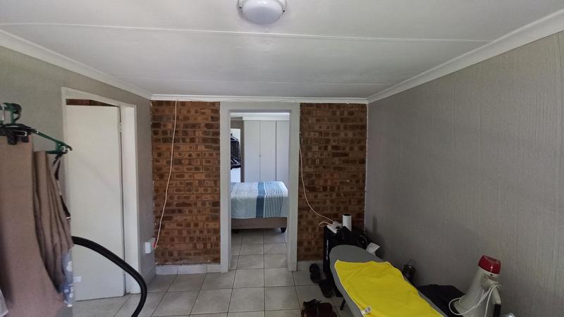 To Let 3 Bedroom Property for Rent in The Reeds Gauteng