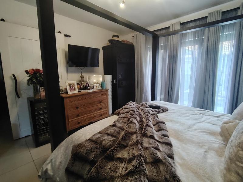 5 Bedroom Property for Sale in Amberfield Heights Gauteng