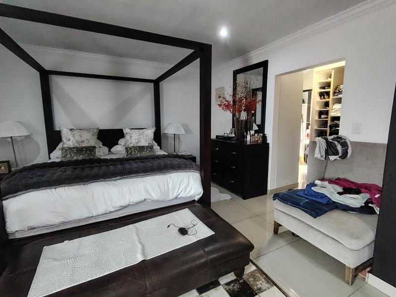 5 Bedroom Property for Sale in Amberfield Heights Gauteng