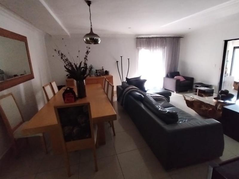 5 Bedroom Property for Sale in Amberfield Heights Gauteng