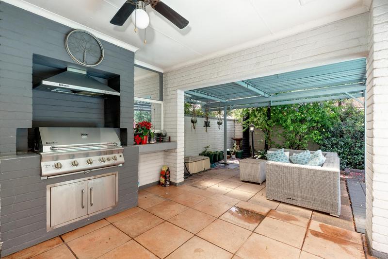 3 Bedroom Property for Sale in Fourways Gardens Gauteng