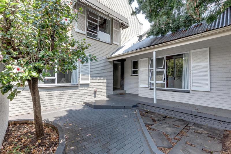 3 Bedroom Property for Sale in Fourways Gardens Gauteng