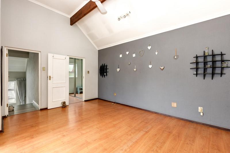 3 Bedroom Property for Sale in Fourways Gardens Gauteng