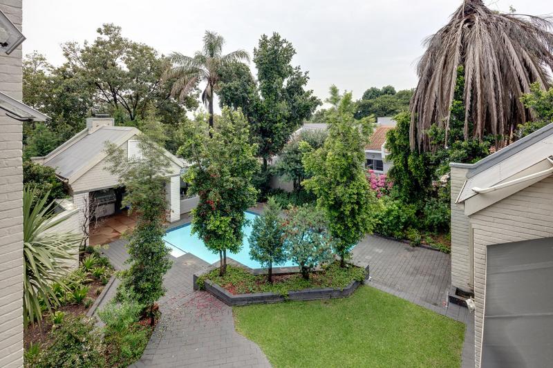 3 Bedroom Property for Sale in Fourways Gardens Gauteng