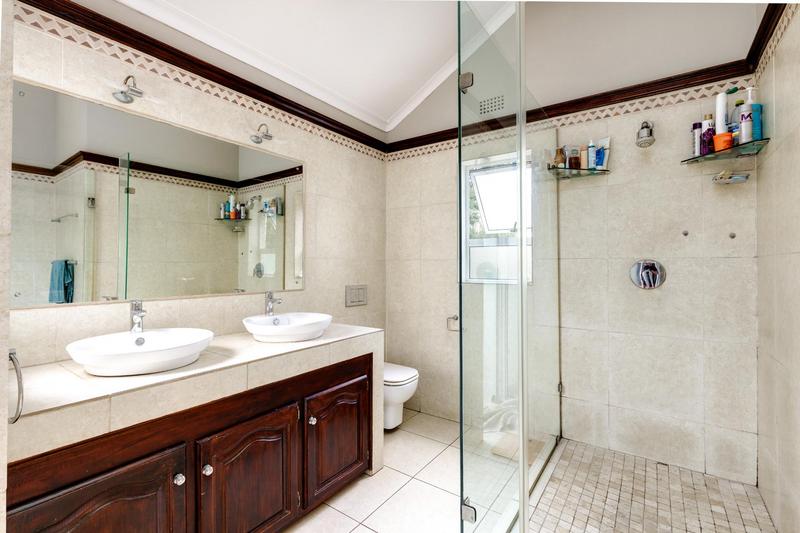 3 Bedroom Property for Sale in Fourways Gardens Gauteng