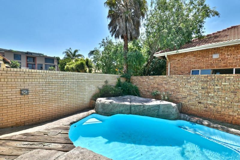 3 Bedroom Property for Sale in Bassonia Gauteng