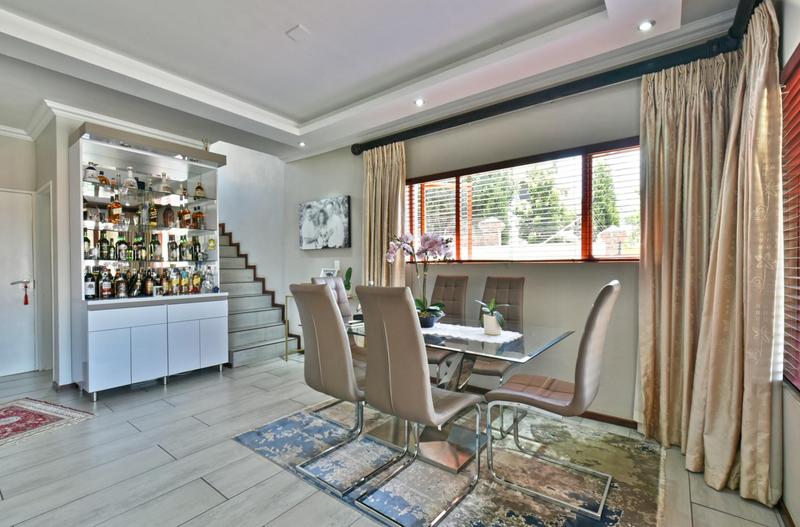 3 Bedroom Property for Sale in Glenvista Gauteng