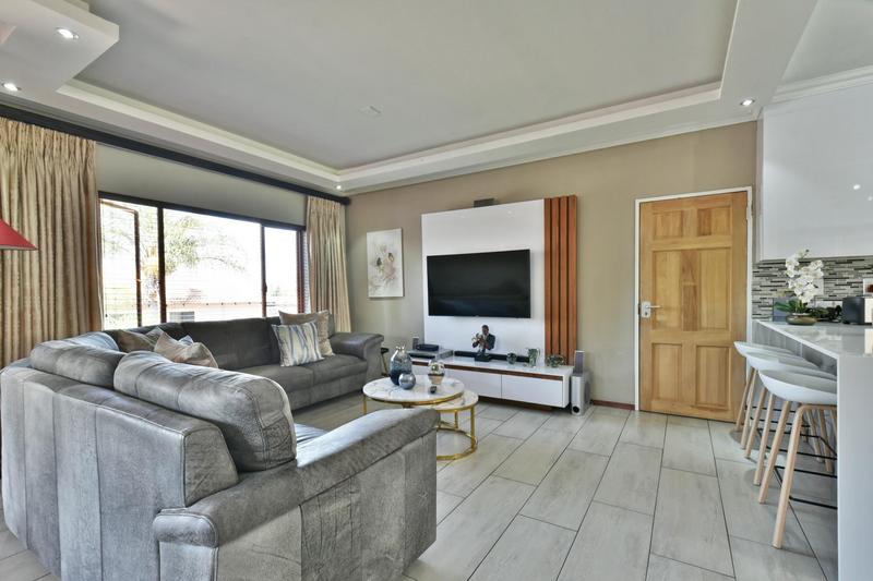 3 Bedroom Property for Sale in Glenvista Gauteng