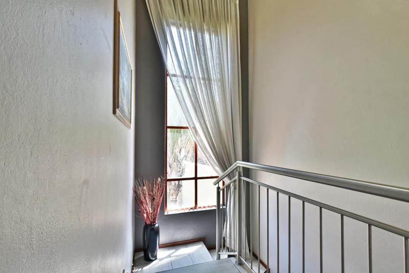 3 Bedroom Property for Sale in Glenvista Gauteng