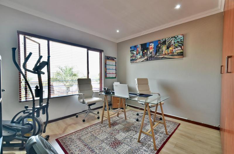 3 Bedroom Property for Sale in Glenvista Gauteng