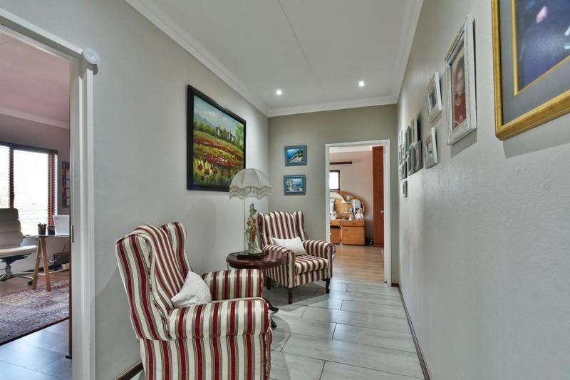 3 Bedroom Property for Sale in Glenvista Gauteng