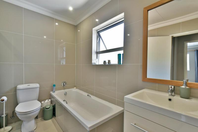 3 Bedroom Property for Sale in Ferndale Gauteng