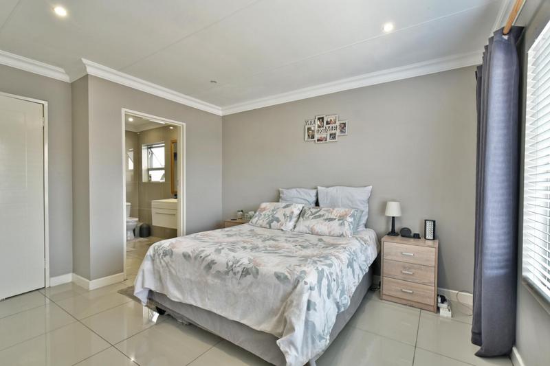 3 Bedroom Property for Sale in Ferndale Gauteng