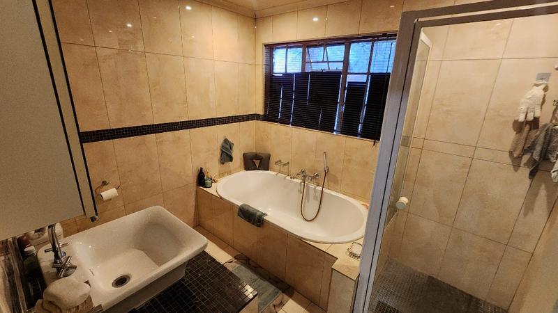 4 Bedroom Property for Sale in Bergsig Gauteng