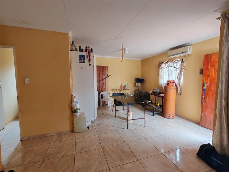 3 Bedroom Property for Sale in Protea Glen Gauteng