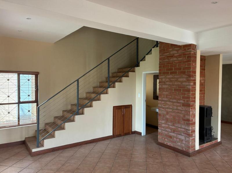 4 Bedroom Property for Sale in Waterkloof Ridge Gauteng