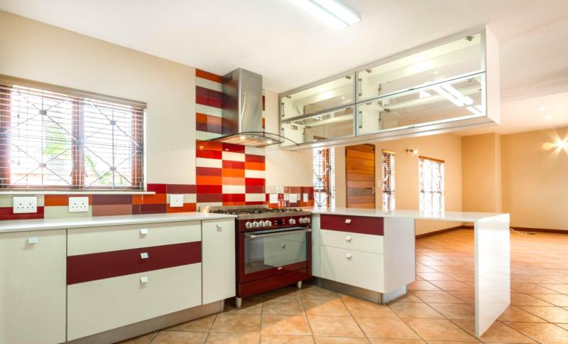 4 Bedroom Property for Sale in Waterkloof Ridge Gauteng