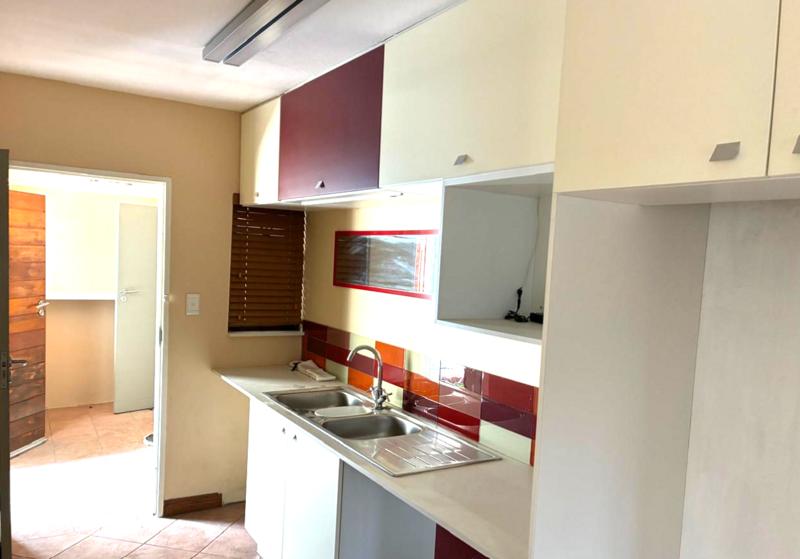 4 Bedroom Property for Sale in Waterkloof Ridge Gauteng