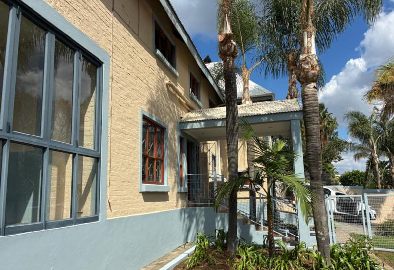 4 Bedroom Property for Sale in Waterkloof Ridge Gauteng