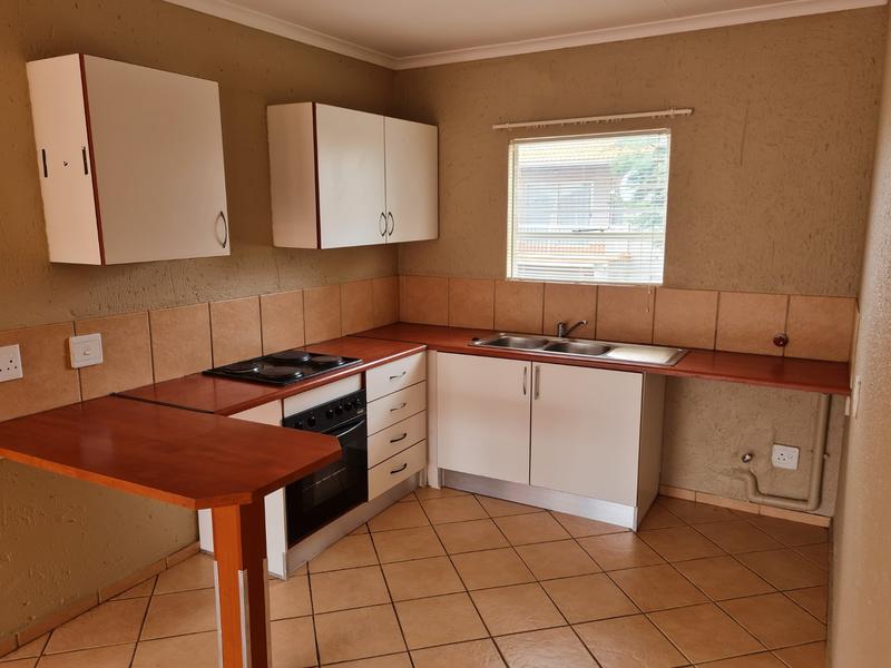 2 Bedroom Property for Sale in Groblerpark Gauteng