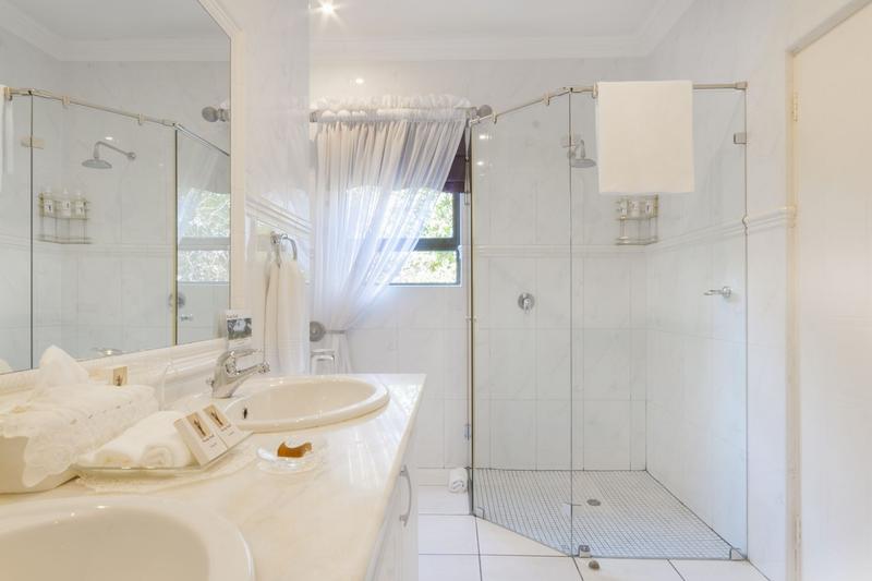 To Let 4 Bedroom Property for Rent in Ferndale Gauteng