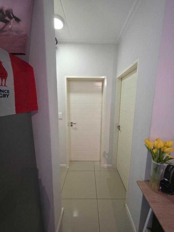 2 Bedroom Property for Sale in Bryanston Gauteng