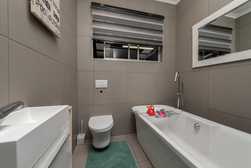 3 Bedroom Property for Sale in South Crest Gauteng