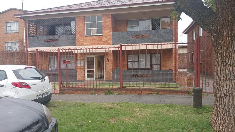 2 Bedroom Property for Sale in Forest Hill Gauteng