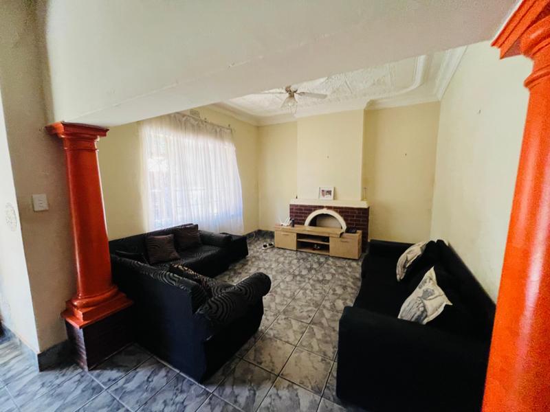 4 Bedroom Property for Sale in Forest Hill Gauteng