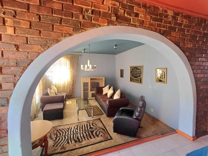 9 Bedroom Property for Sale in Laudium Gauteng