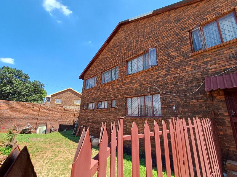 9 Bedroom Property for Sale in Laudium Gauteng