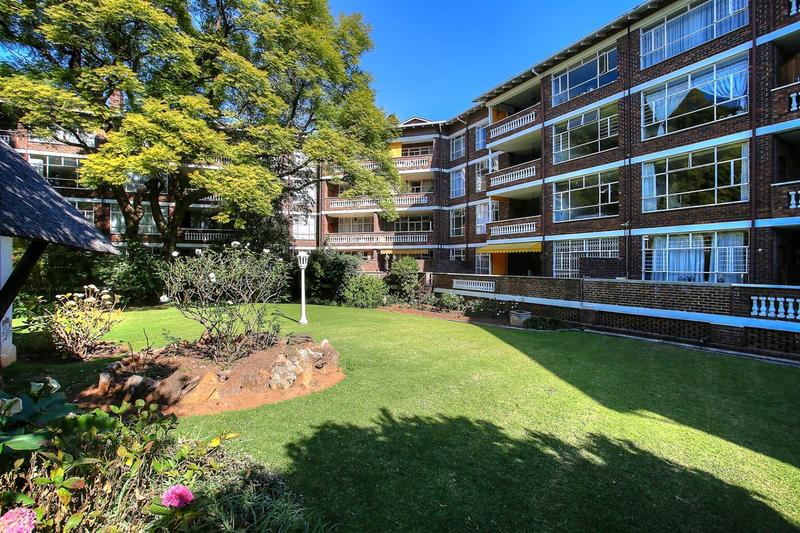 To Let 2 Bedroom Property for Rent in Sandton Central Gauteng