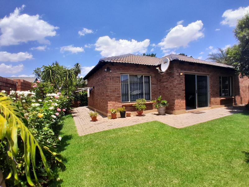 3 Bedroom Property for Sale in Heuwelsig Estate Gauteng