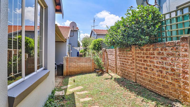2 Bedroom Property for Sale in Eden Glen Gauteng