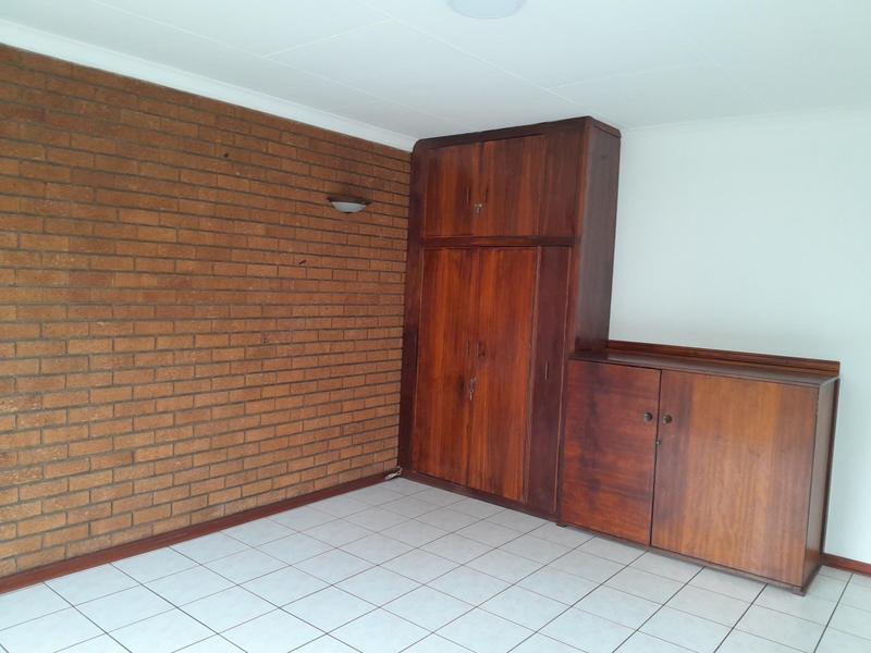 3 Bedroom Property for Sale in Rustivia Gauteng