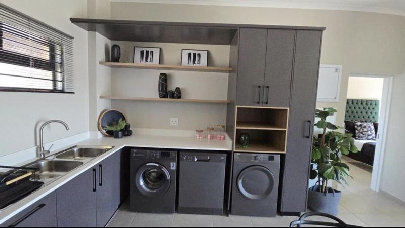 2 Bedroom Property for Sale in Rietvalleirand Gauteng