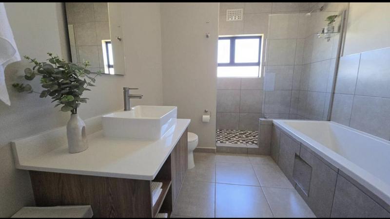 2 Bedroom Property for Sale in Rietvalleirand Gauteng