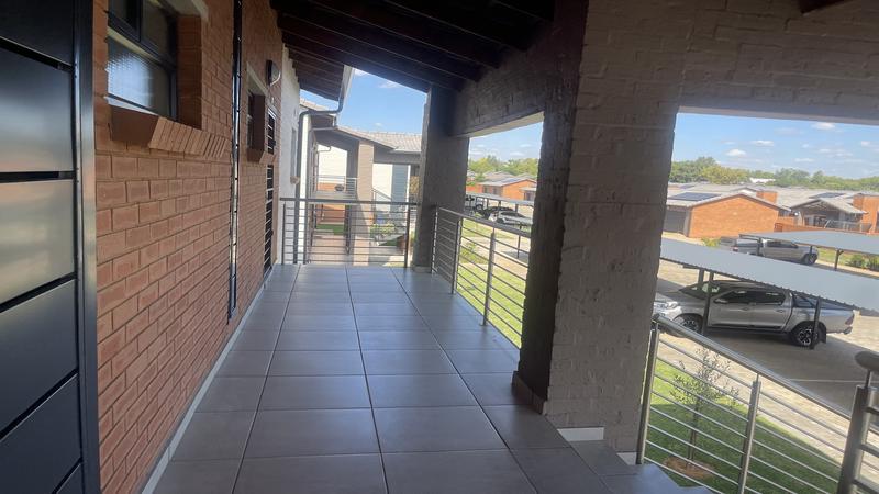 2 Bedroom Property for Sale in Rietvalleirand Gauteng