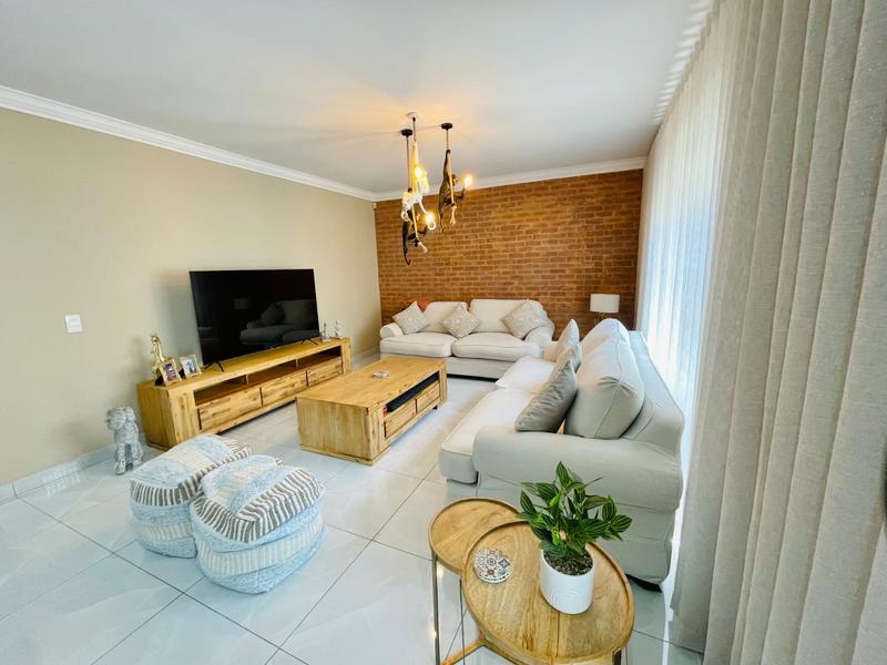 4 Bedroom Property for Sale in Alberante Gauteng