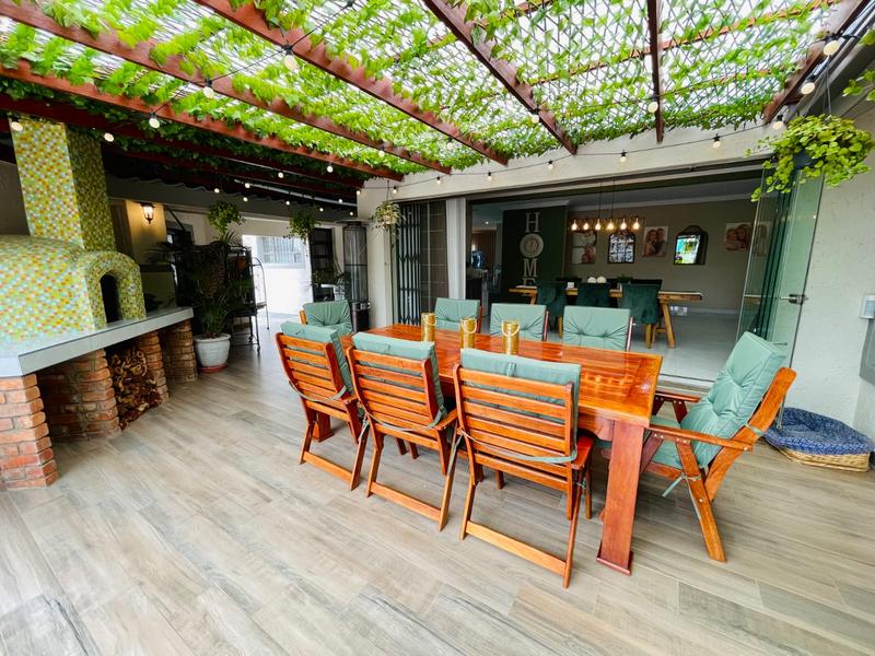 4 Bedroom Property for Sale in Alberante Gauteng