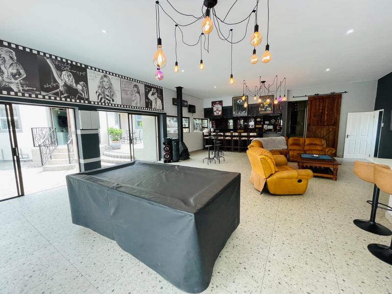 4 Bedroom Property for Sale in Alberante Gauteng