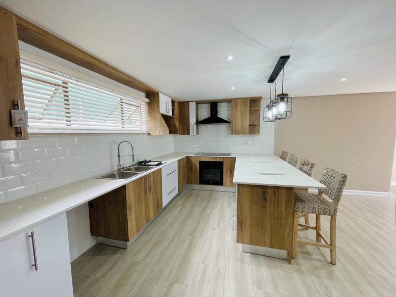 4 Bedroom Property for Sale in Alberante Gauteng