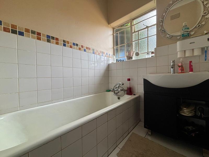 4 Bedroom Property for Sale in Discovery Gauteng