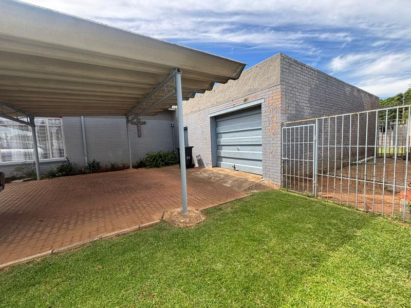 4 Bedroom Property for Sale in Discovery Gauteng