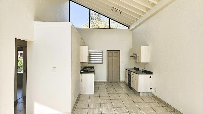 To Let 2 Bedroom Property for Rent in Beverley Gauteng