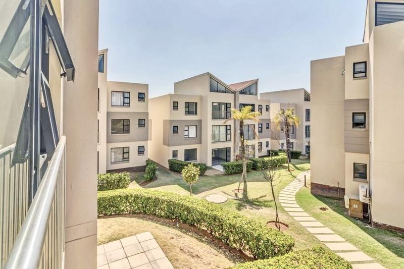 To Let 2 Bedroom Property for Rent in Beverley Gauteng